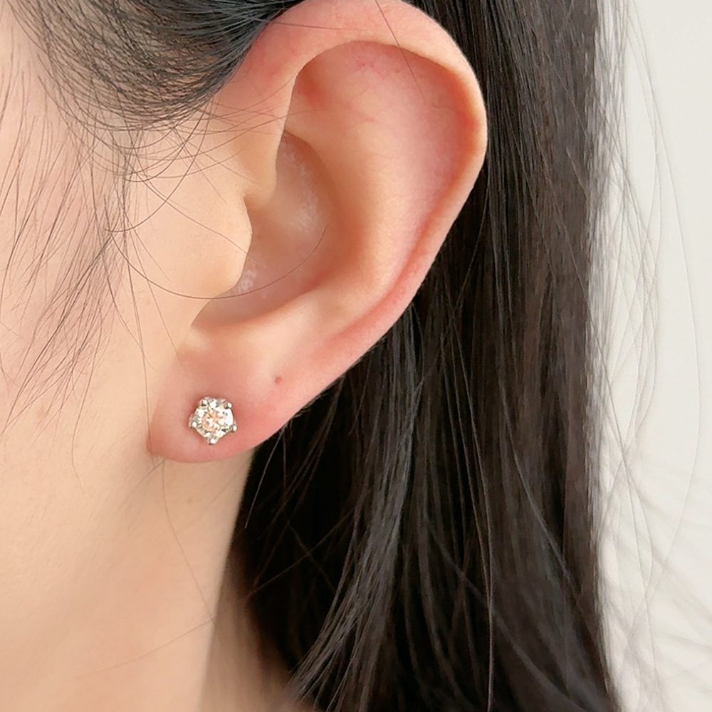 0.5ct Round Brilliant Five-Claw Solitaire Stud Earrings