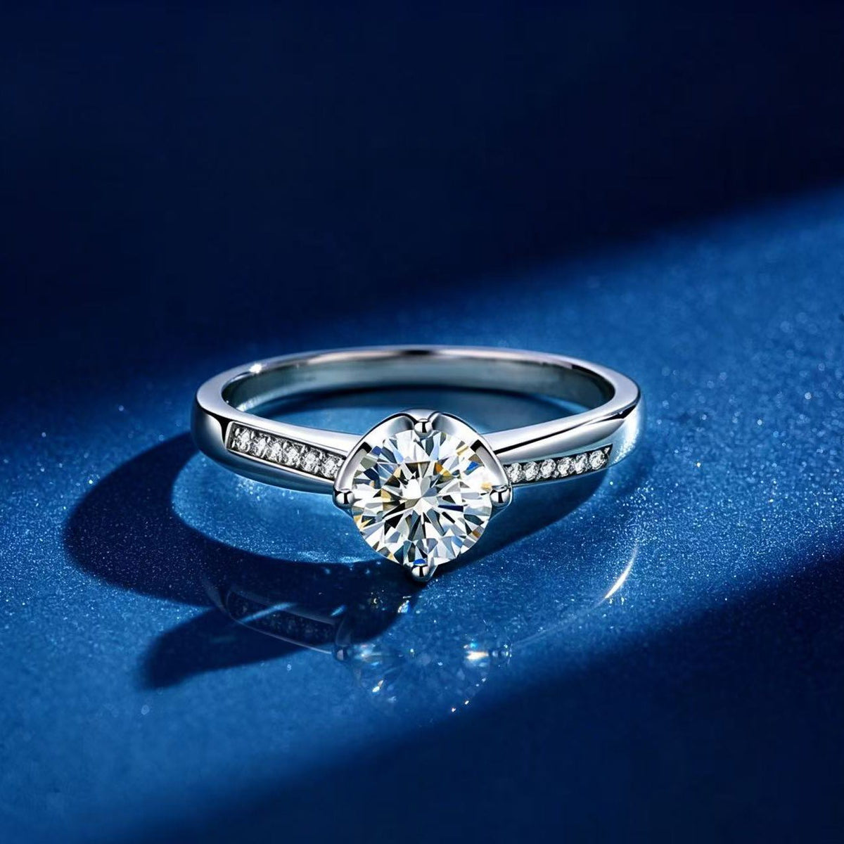 1ct Round Brilliant Solitaire Ring, Pavé Shoulders (14 accent stones)